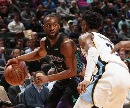 会议中讨论 会议中讨论