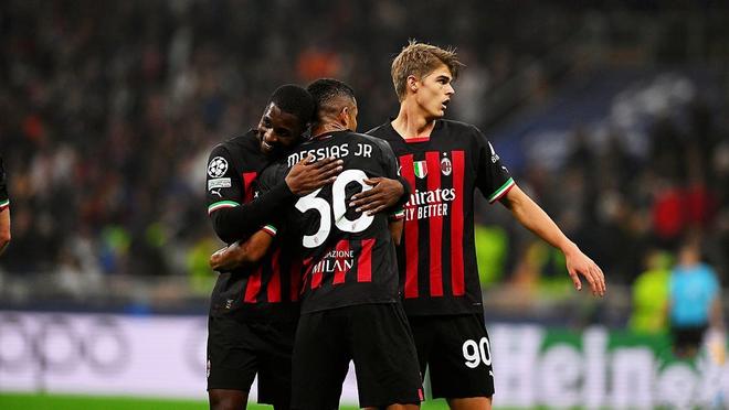 他能在1 他能在1