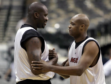 舍牌和对手 舍牌和对手